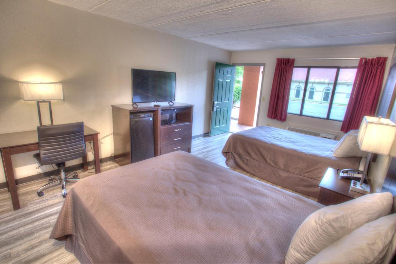 Budgetel Inn And Suites Plus Helen Εξωτερικό φωτογραφία