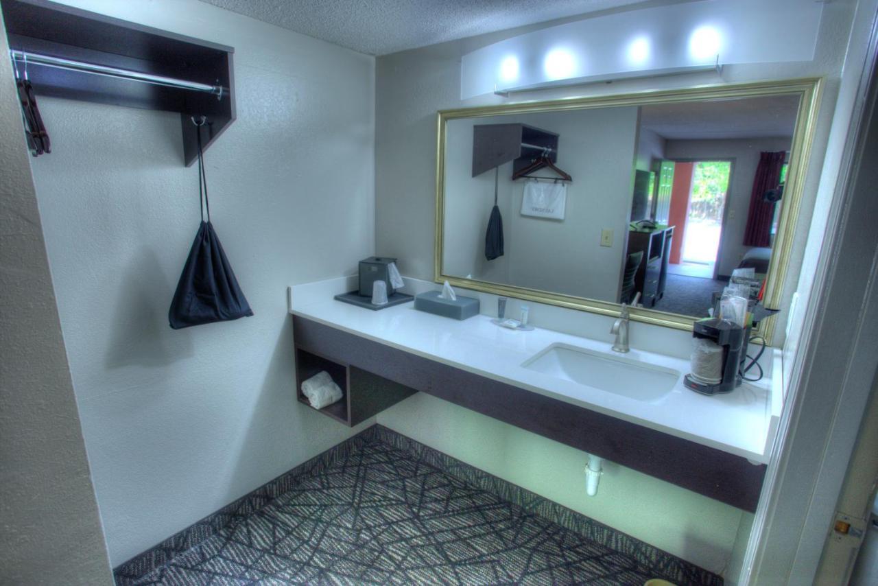 Budgetel Inn And Suites Plus Helen Εξωτερικό φωτογραφία